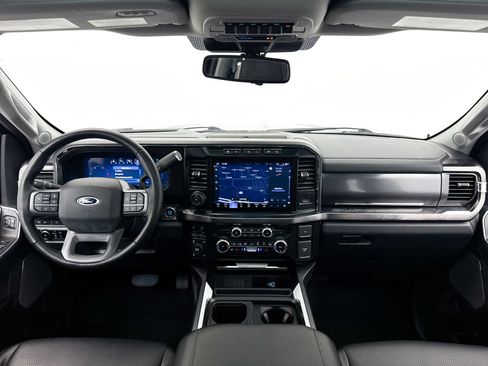 Used 2023 Ford F250 Lariat w/ Lariat Ultimate Package AWD/4WD image 23