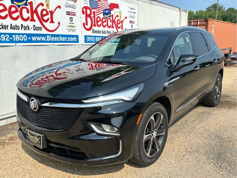 Used 2022 Buick Enclave Essence w/ Experience Buick Package image 6