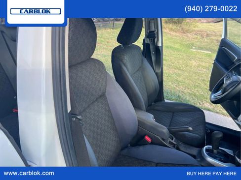 Used 2016 Honda Fit LX image 36