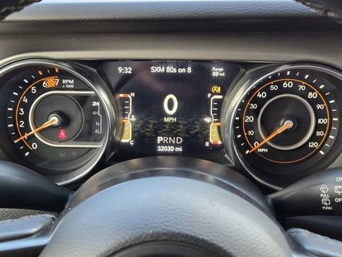 Used 2021 Jeep Wrangler Unlimited Sport image 17