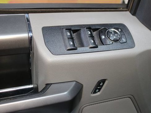 Used 2020 Ford F150 XLT w/ Equipment Group 302A Luxury AWD/4WD image 15