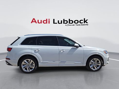 Used 2023 Audi Q7 2.0T Premium w/ Convenience Package image 9