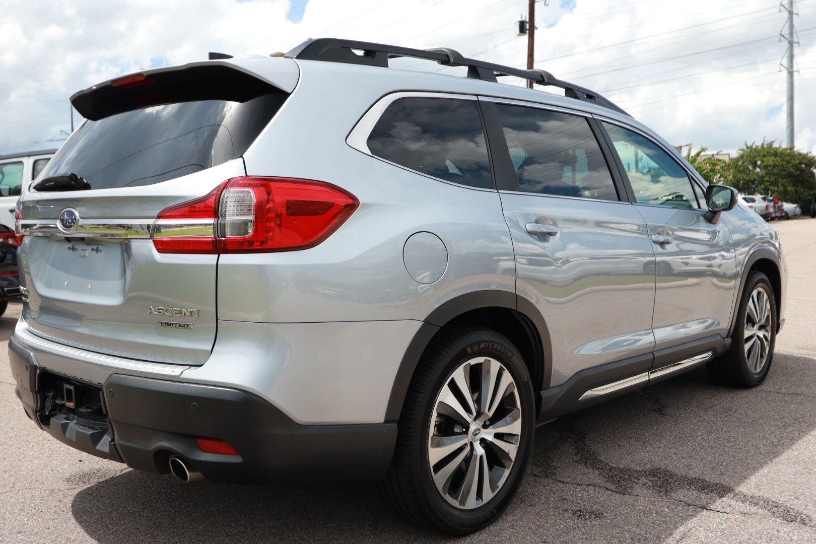 Used 2019 Subaru Ascent Limited AWD/4WD image 5