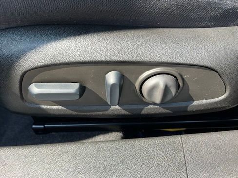 Used 2023 Chevrolet Malibu RS image 20