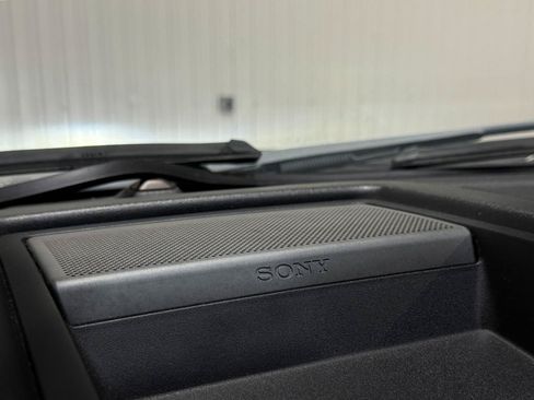 Used 2018 Ford F350 Platinum w/ Platinum Ultimate Package AWD/4WD image 31