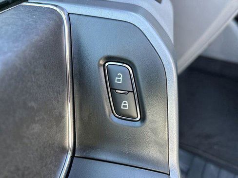 New 2025 Ford F150 XLT w/ Equipment Group 303A High image 16