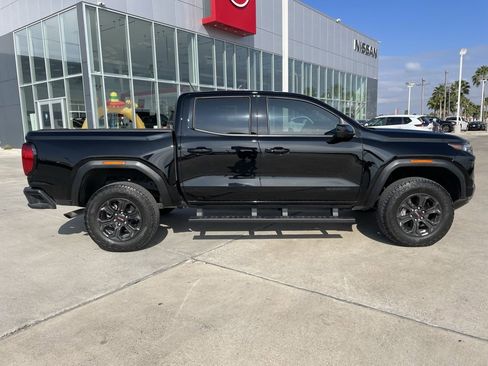 Used 2025 GMC Canyon Elevation w/ Convenience Package image 2