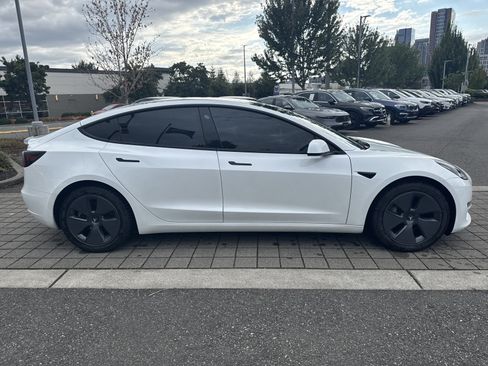 Used 2023 Tesla Model 3 Long Range AWD/4WD image 4