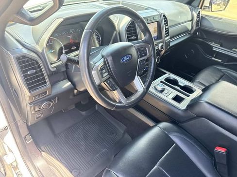 Used 2021 Ford Expedition XLT RWD image 24