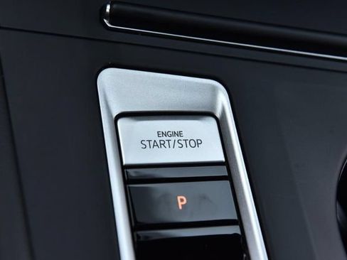 Certified 2024 Volkswagen Atlas Cross Sport SE AWD/4WD image 16