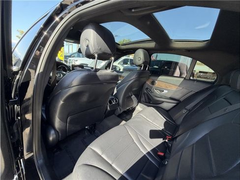 Used 2018 Mercedes-Benz C 300 Sedan image 20