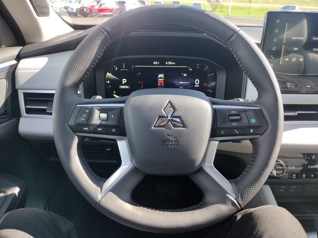 New 2026 Mitsubishi Outlander SE AWD/4WD image 7