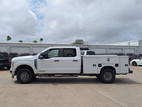 Used 2023 Ford F350 XL w/ FX4 Off-Road Package image 8