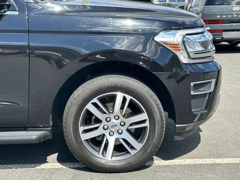 Used 2024 Ford Expedition Max Limited AWD/4WD image 46