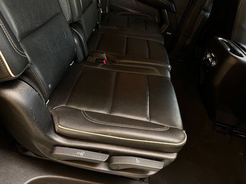 Used 2021 GMC Yukon XL SLT AWD/4WD image 73