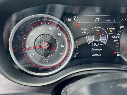 Used 2023 Dodge Charger SXT RWD image 12