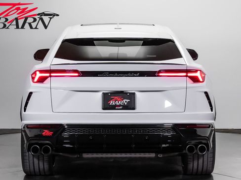 Used 2022 Lamborghini Urus AWD/4WD image 4