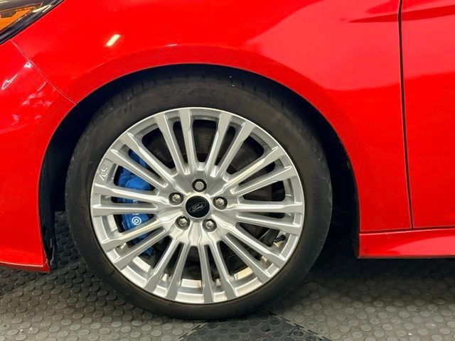 Used 2018 Ford Focus RS AWD/4WD image 9
