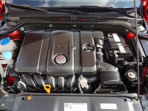 Used 2013 Volkswagen Jetta SE image 11