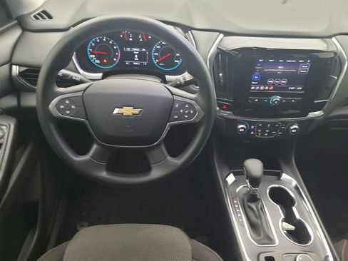 Used 2021 Chevrolet Traverse LS FWD image 22