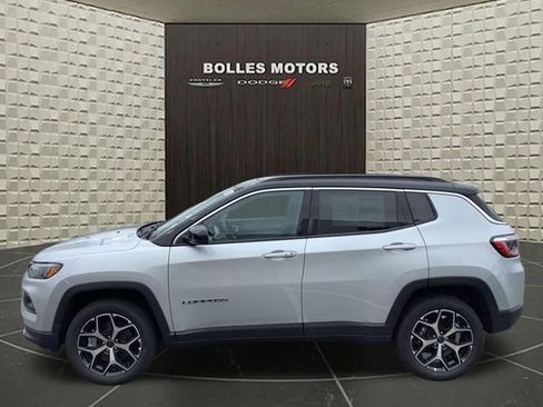 New 2026 Jeep Compass Limited w/ Sun, Sound & Navigation Group AWD/4WD image 5
