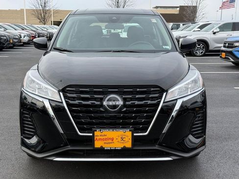 Used 2025 Nissan Kicks Play S image 9