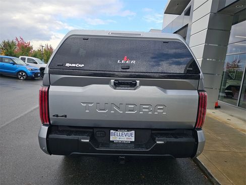 Used 2024 Toyota Tundra Limited image 6