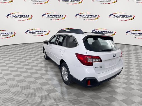 Used 2019 Subaru Outback 2.5i AWD/4WD image 6