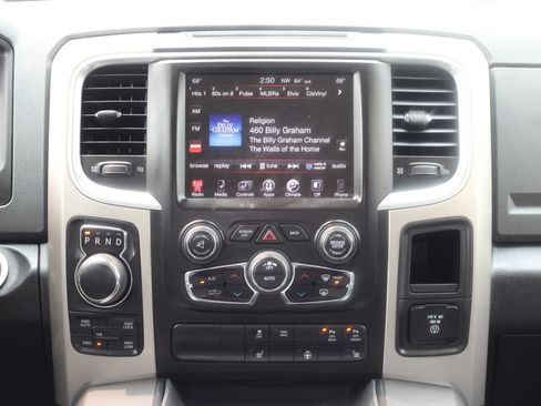Used 2015 RAM 1500 Big Horn AWD/4WD image 18