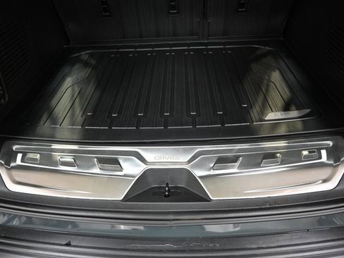 New 2026 GMC Yukon XL AT4 Ultimate w/ LPO, Illumination Package image 38