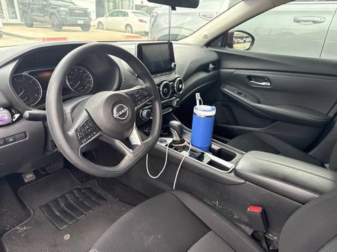Used 2024 Nissan Sentra SV FWD image 5