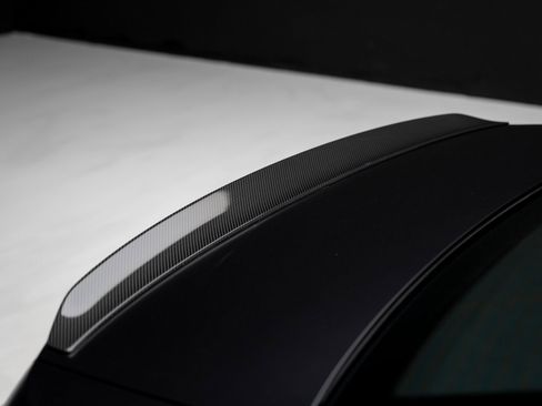 Used 2025 BMW M5 w/ Carbon Package image 33