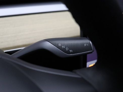 Used 2022 Tesla Model Y Long Range image 51