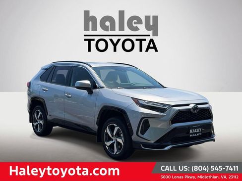 Certified 2025 Toyota RAV4 SE w/ Weather & Moonroof Package AWD/4WD image 1