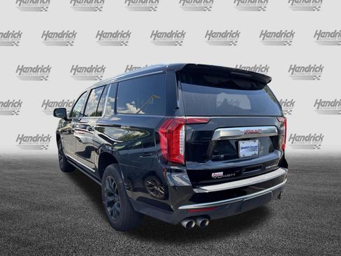 Used 2022 GMC Yukon XL Denali AWD/4WD image 7