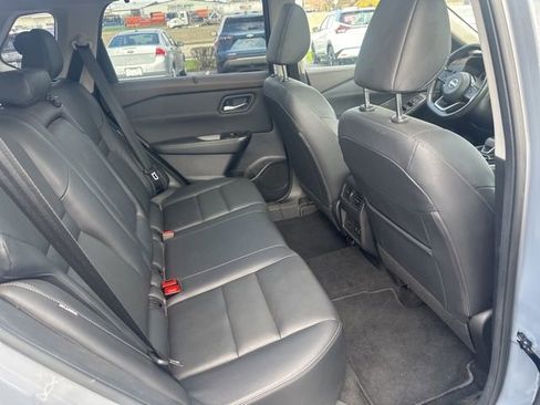 Certified 2023 Nissan Rogue SL w/ SL Premium Package image 11