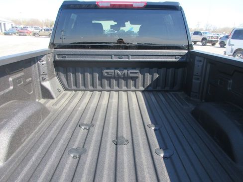 New 2026 GMC Sierra 2500 SLT AWD/4WD image 6