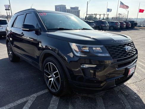 Used 2019 Ford Explorer Sport w/ Equipment Group 401A image 5