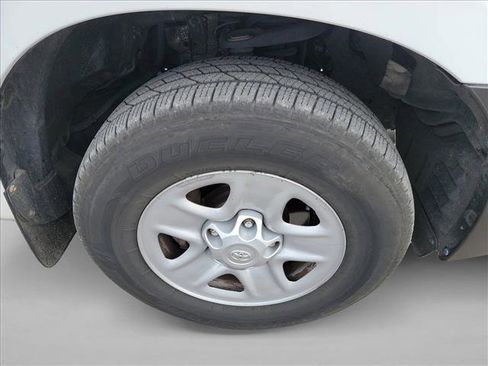 Used 2013 Toyota Tundra 2WD Double Cab image 10