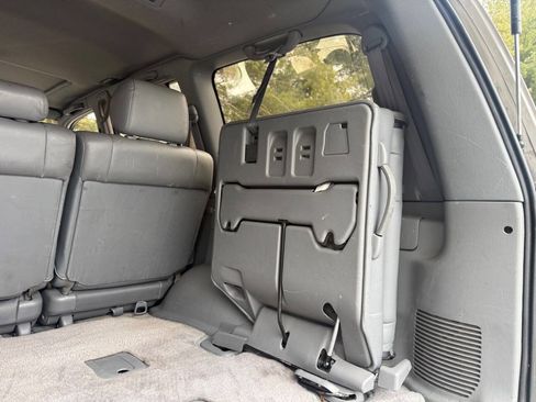 Used 2001 Toyota Land Cruiser image 62