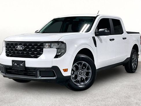 Used 2025 Ford Maverick XLT w/ 4K Tow Package AWD/4WD image 14