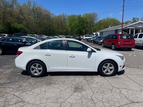 Used 2014 Chevrolet Cruze LT FWD image 4
