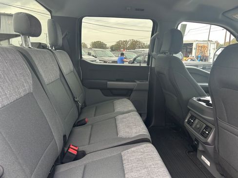 New 2026 Ford F250 XLT w/ FX4 Off-Road Package image 28