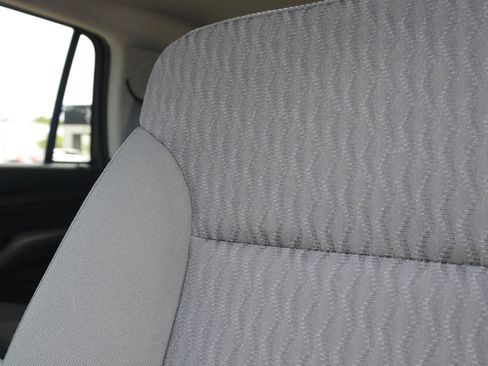 Used 2018 Chevrolet Tahoe LS w/ Enhanced Driver Alert Package image 19