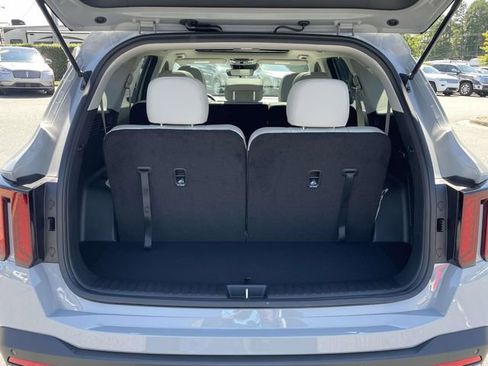 New 2026 Kia Sorento S w/ S Panoramic Sunroof Package image 19