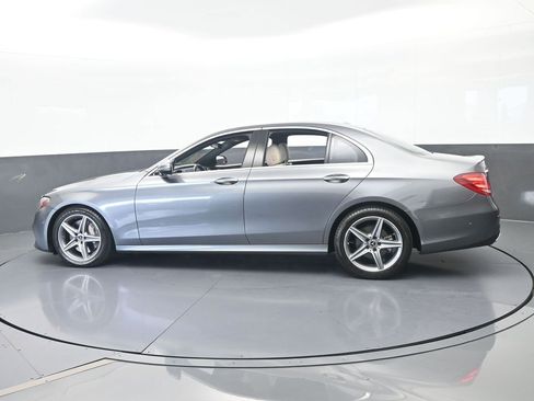 Used 2019 Mercedes-Benz E 300 image 3