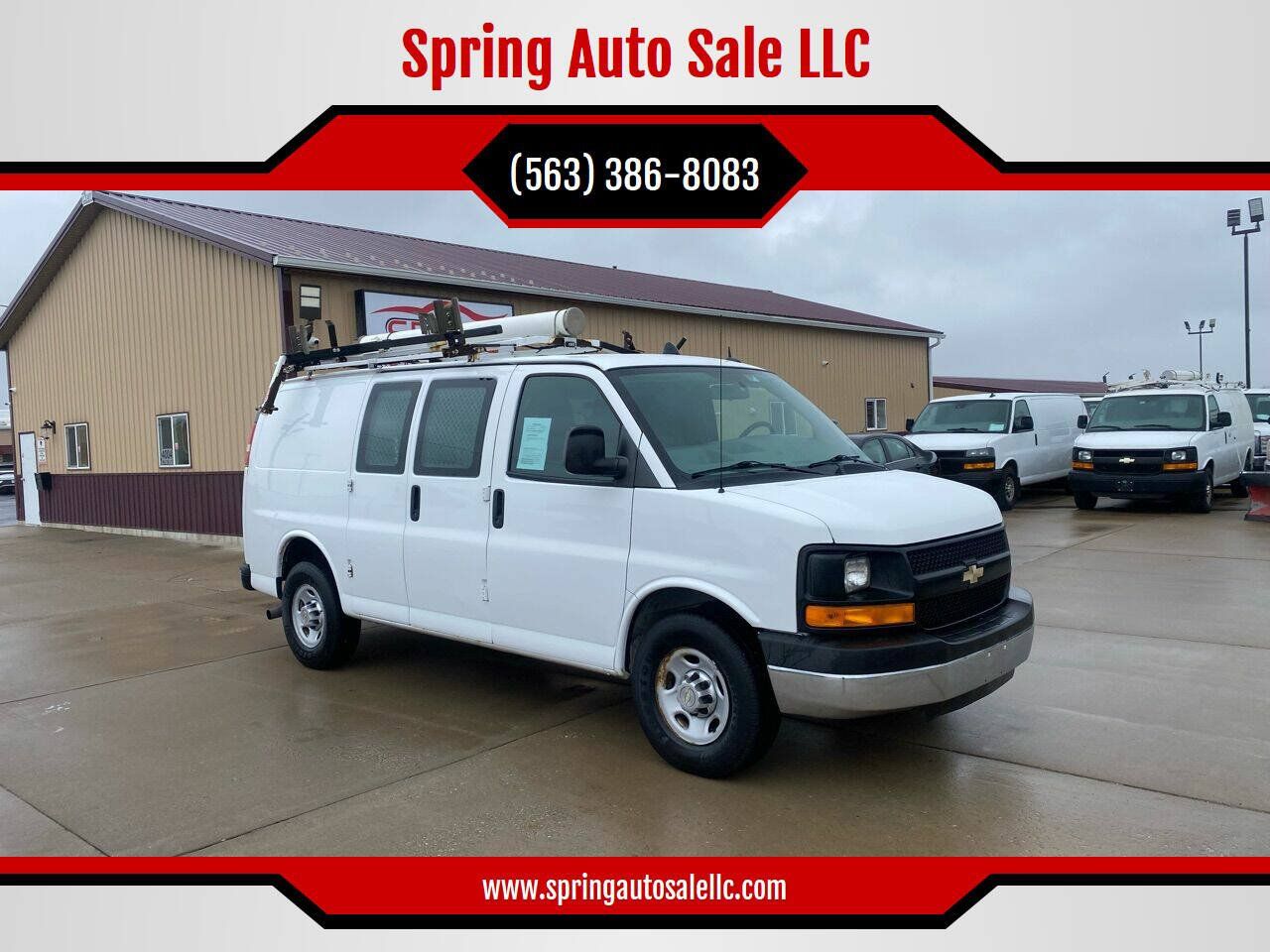 Used 2014 Chevrolet Express 2500 RWD image 1