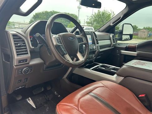 Certified 2021 Ford F250 King Ranch w/ FX4 Off-Road Package AWD/4WD image 18