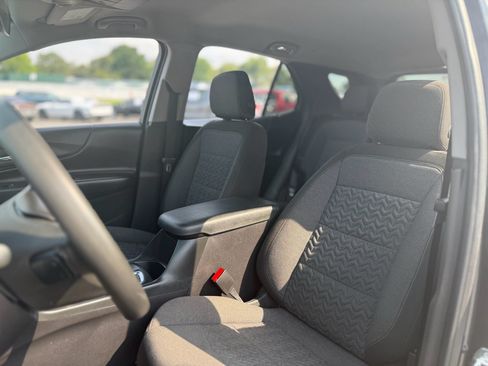 Used 2022 Chevrolet Equinox LT FWD image 22