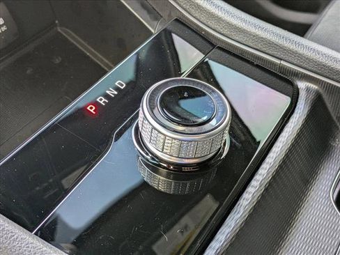 Used 2024 Jeep Grand Cherokee Altitude image 13